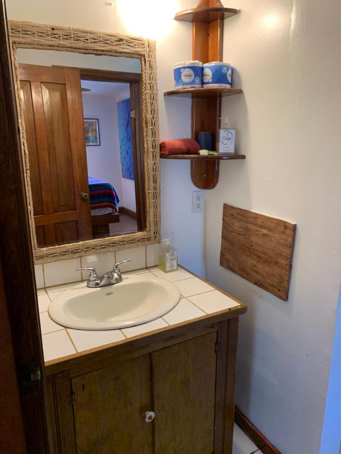 Seabreeze Inn Вест-Энд Экстерьер фото